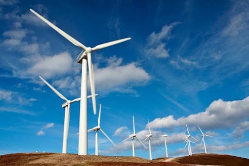 Impianti eolici: al via la realizzazione di sei strutture tra Puglia e Basilicata