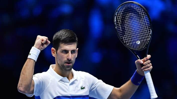 Djokovic non vaccinato espulso dall'Australia: il tennista fa ricorso