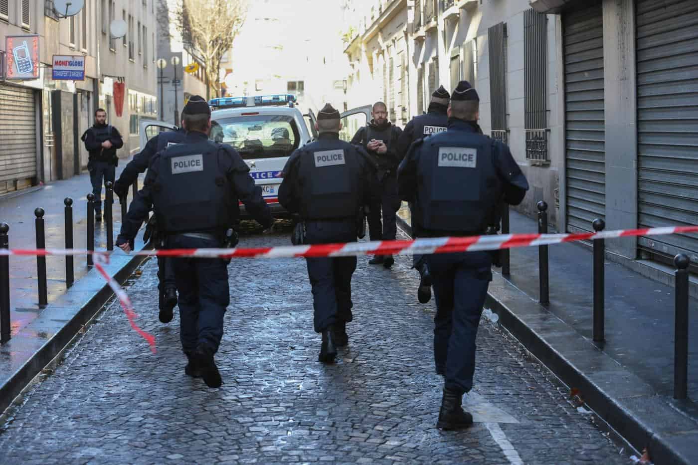 Ros di Napoli: 5 arresti per corruzione