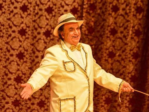 "Omaggio a Peppino De Filippo”: Gaetano Stella rivive il debutto a cinquant’anni dalla prima