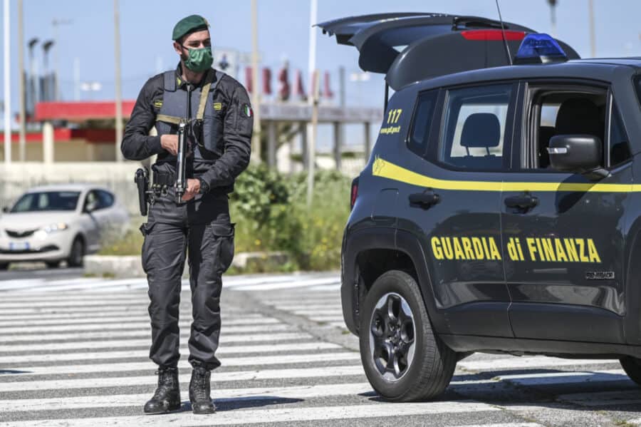 Guardia di Finanza: pubblicato il concorso per 1.175 allievi marescialli