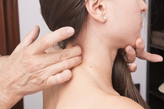 Cefalea Cervicogenica: cause, sintomi e trattamento