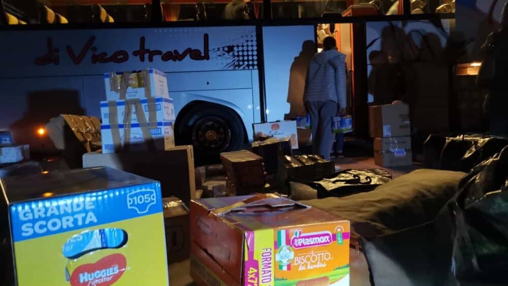 Caserta, guerra in Ucraina: ieri sera sono partiti i primi bus con aiuti