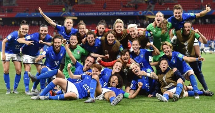 Calcio Femminile: finalmente si passa al professionismo