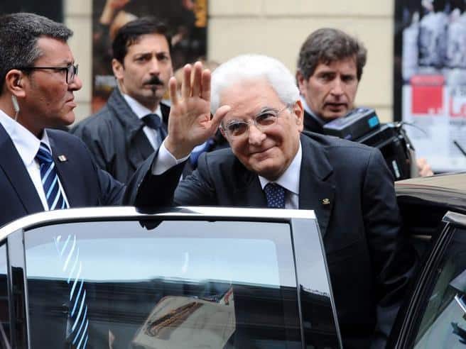 Festa della Liberazione, Mattarella ad Acerra: la commemorazione al Castello dei Conti