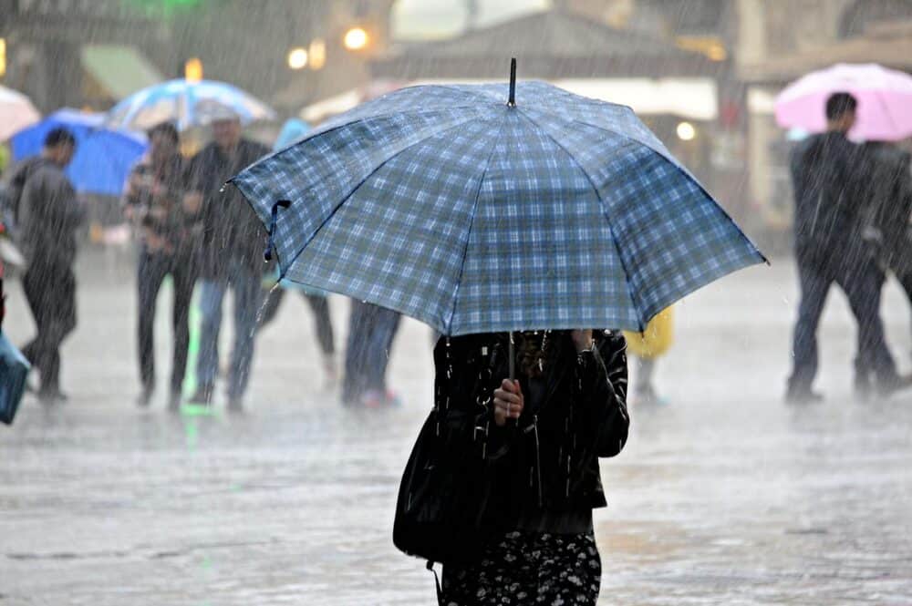 Allerta meteo arancione in Campania prevista per domani: ecco le zone interessate