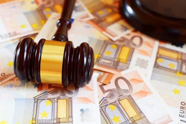 Chi è innocente ha diritto al rimborso delle spese legali?: I chiarimenti