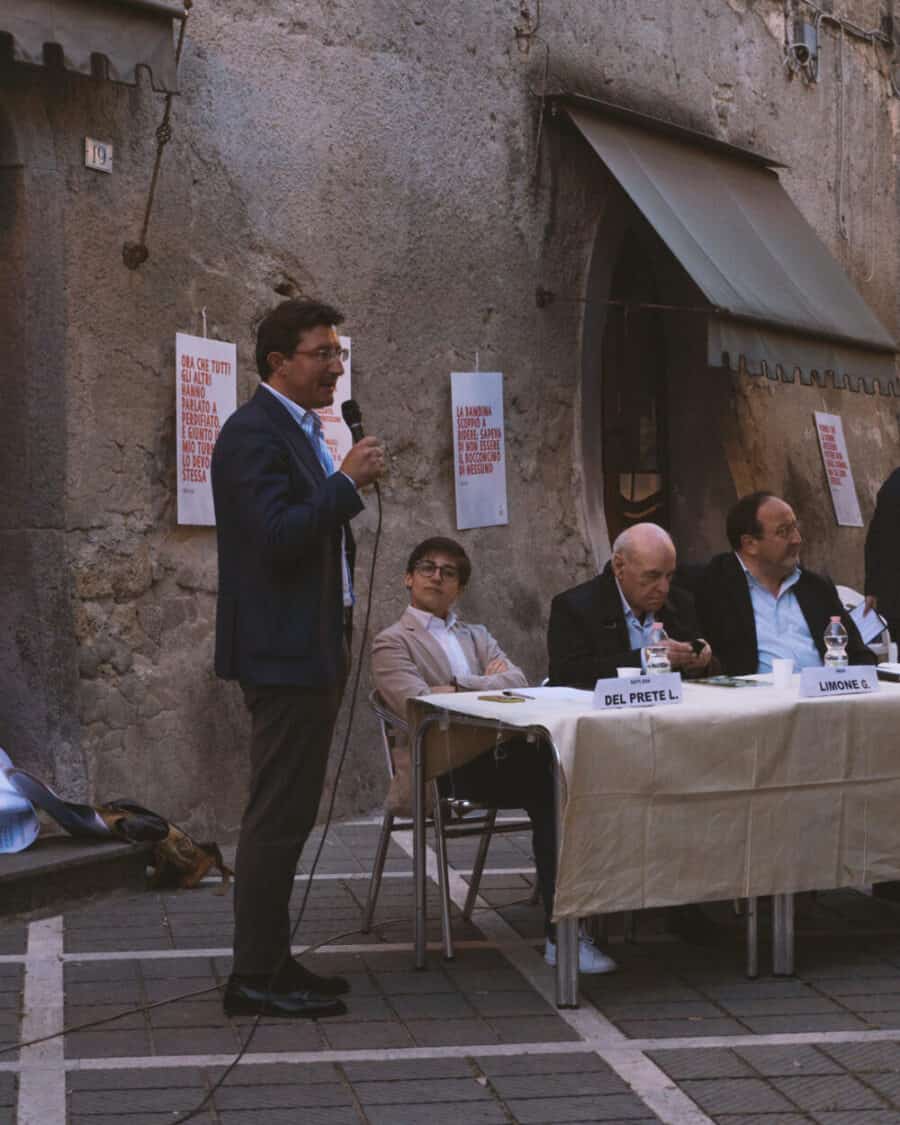 informareonline-atella-dalle-bucoliche-alla-poesia-moderna-il-concorso-letterario-promosso-da-giovani-ortesi-3