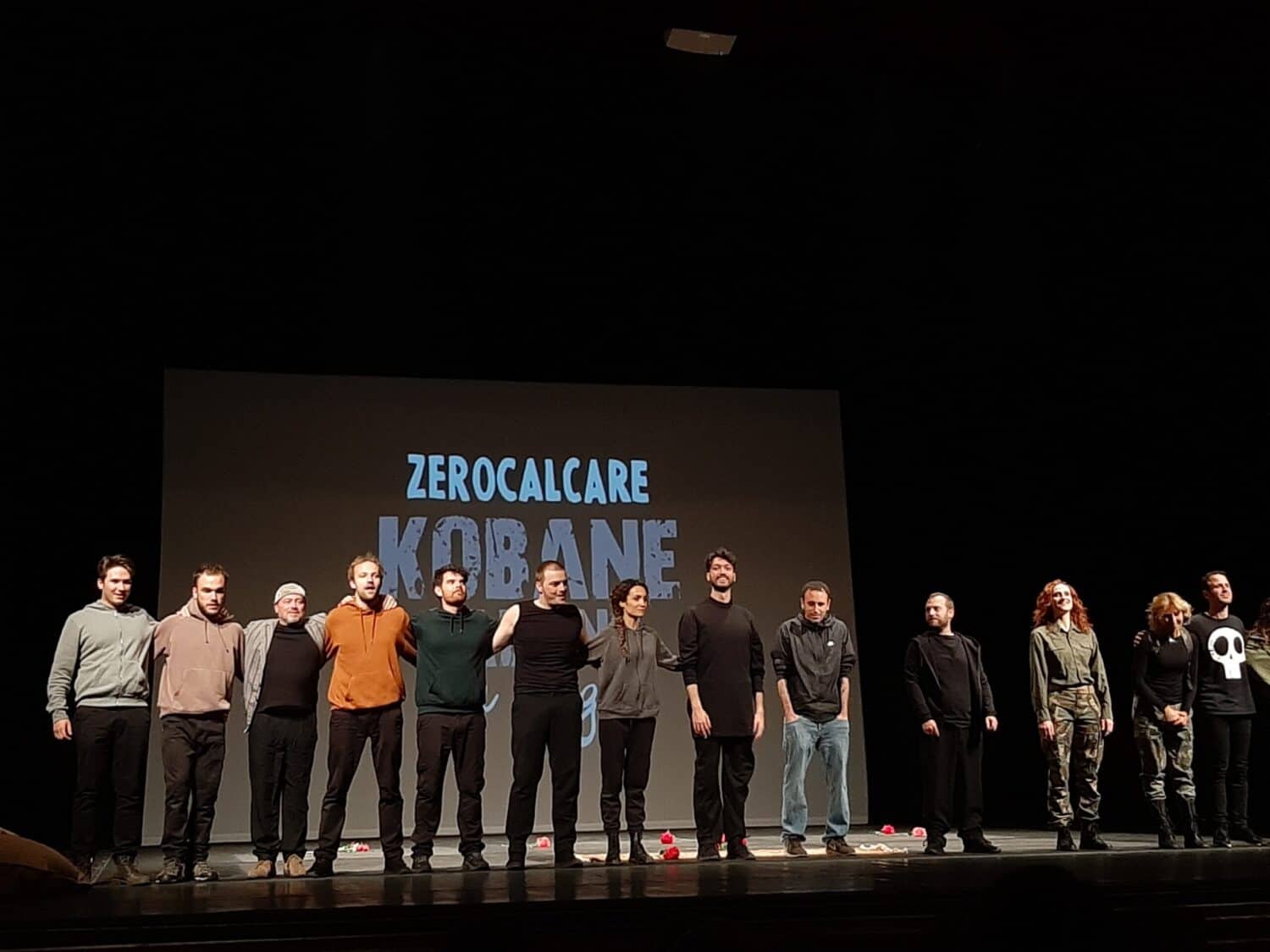 informareonline-kobane-calling-on-stage-il-fumetto-di-zerocalcare-2