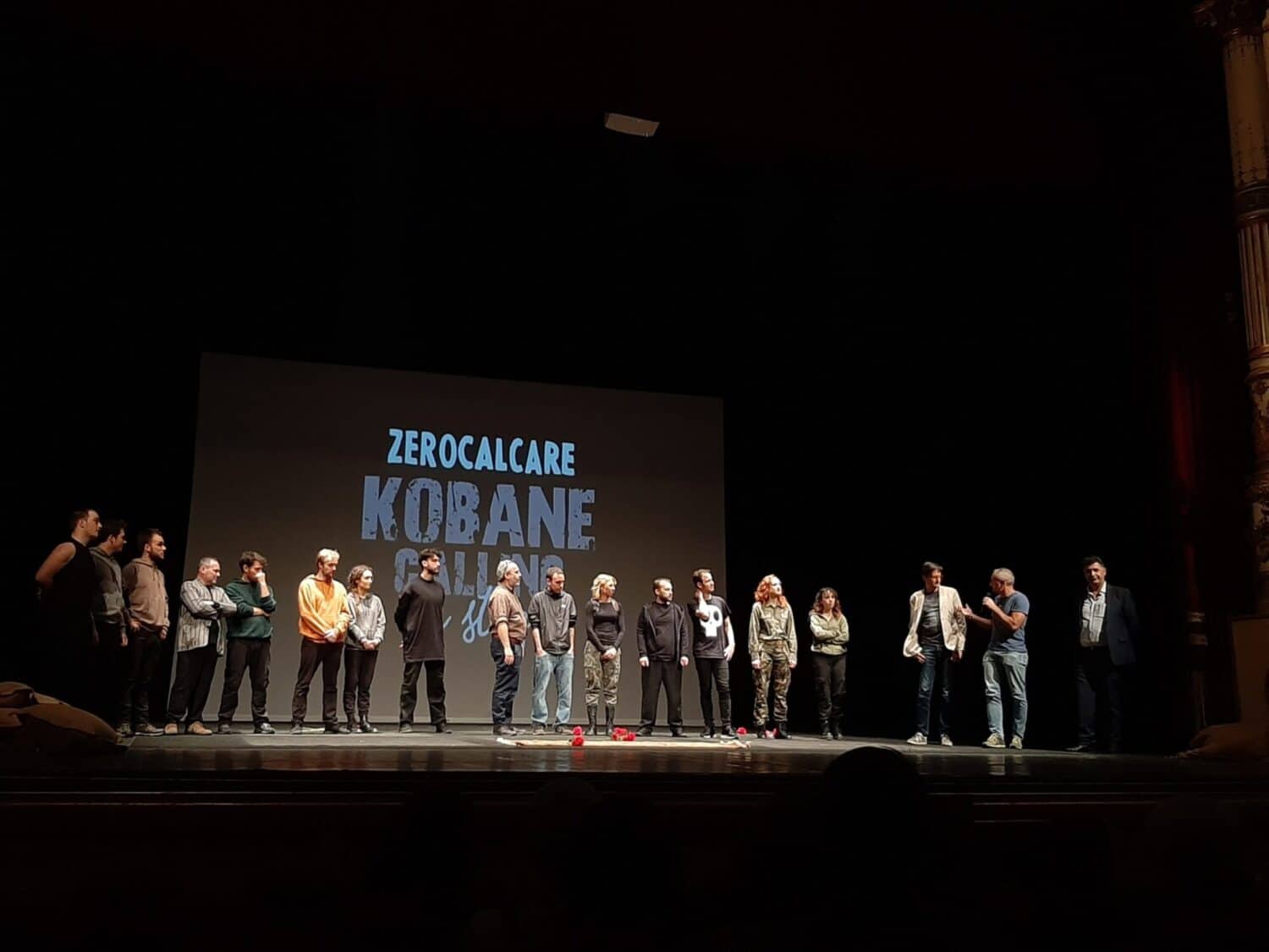 informareonline-kobane-calling-on-stage-il-fumetto-di-zerocalcare-2