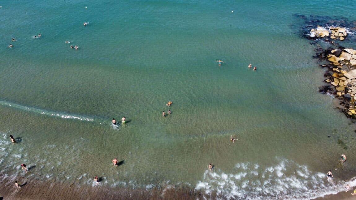 informareonline-villaggio-coppola-mare-mozzafiato-inizia-lestate-al-litorale-domizio