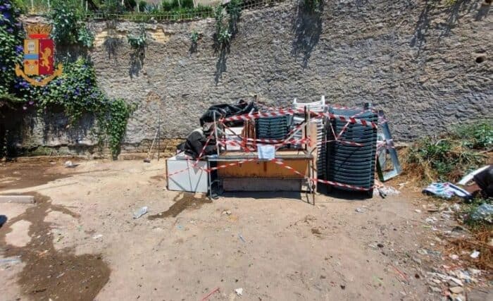 Napoli, blitz a Marechiaro: sequestrato lido abusivo