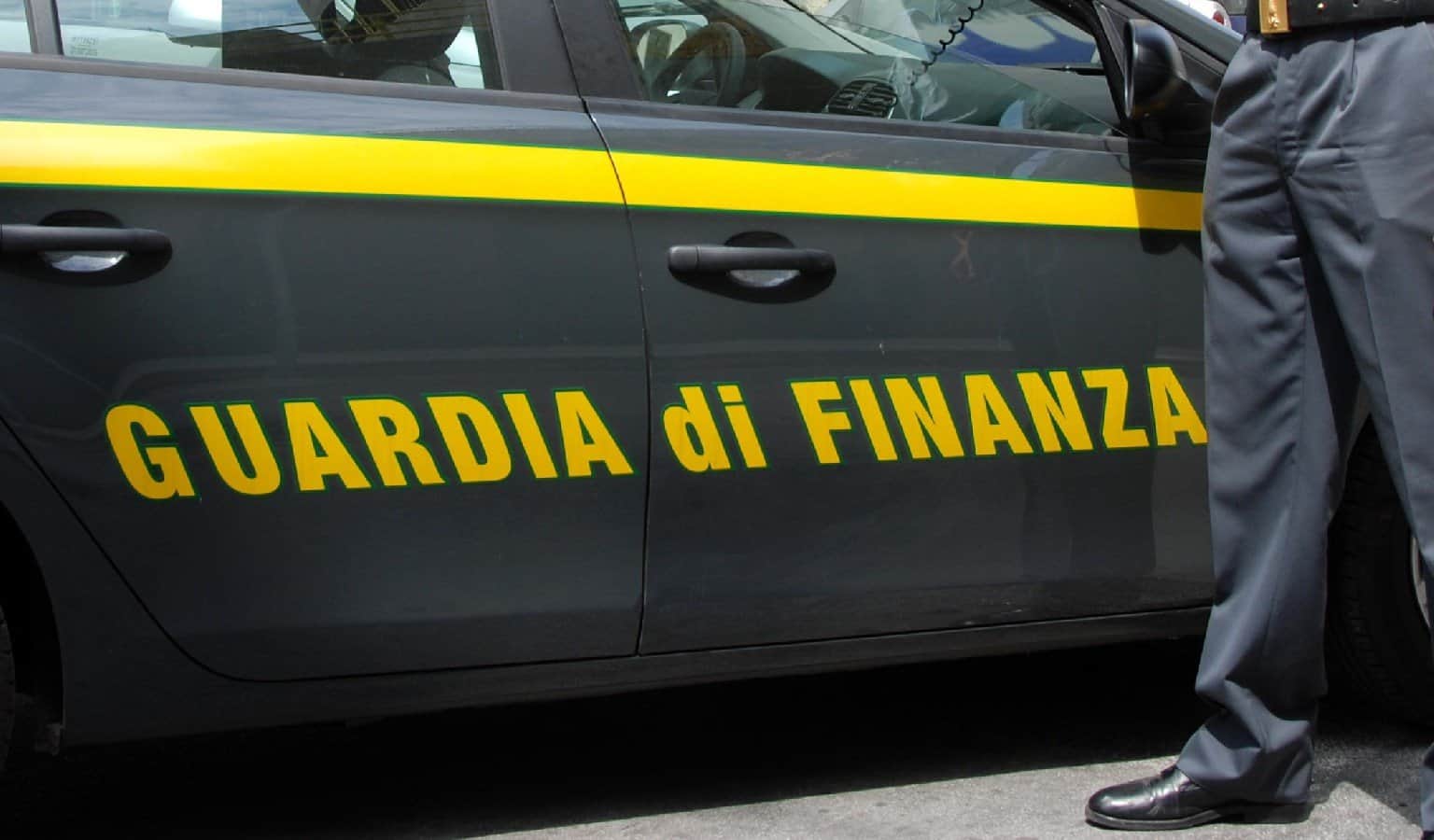 Guardia di Finanza: misura cautelare e sospensione per Luogotenente