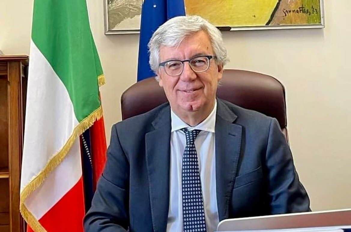 SPECIALE ELEZIONI. PD, Paolo Siani a Informare: "Sanità, intervenire sulla distribuzione dei fondi al Sud"