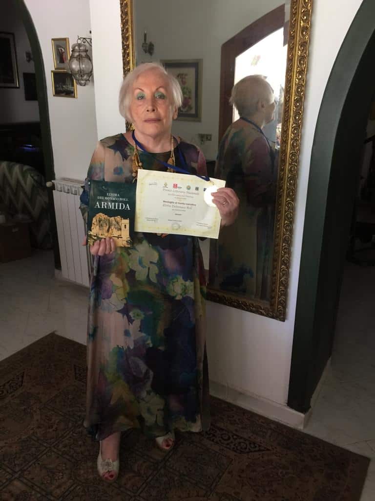 "Mi sono scoperta scrittrice": la prof.ssa E. Delmonaco Roll si racconta