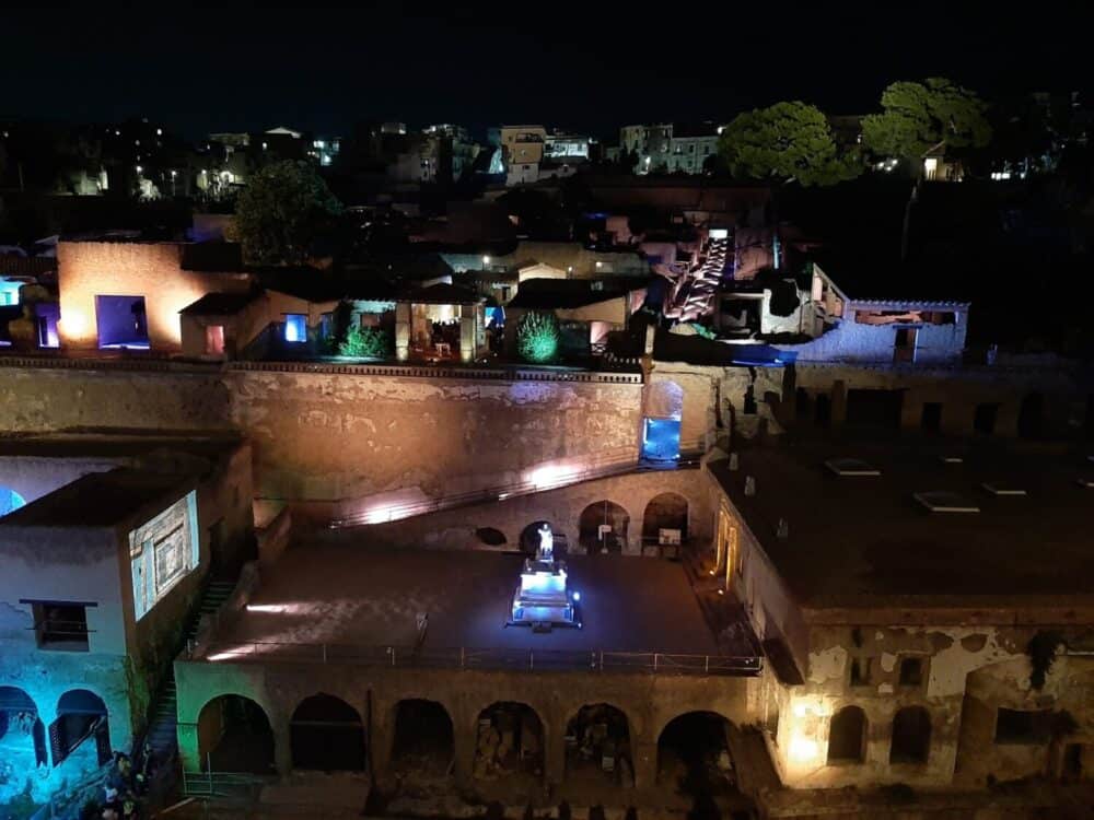 "I venerdì di Ercolano": ritornano i percorsi serali al Parco Archeologico