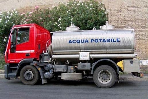 Provincia di Napoli: 24 ore senz'acqua in 7 comuni