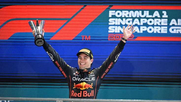 GP Singapore: tra caos e safety car vince Perez