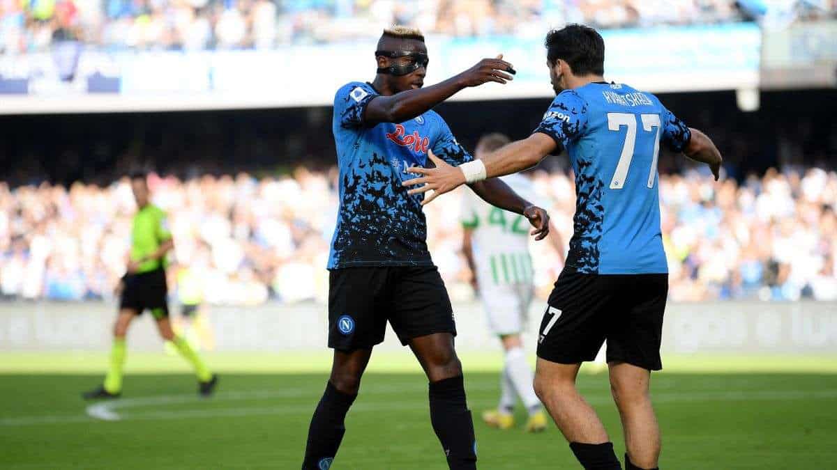 Tsunami azzurro, Il Napoli è una meraviglia: poker al Sassuolo