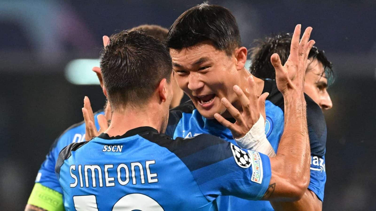 Proprietà commutativa: Napoli-Rangers finisce 3-0