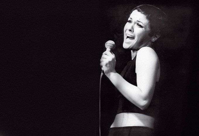 Il voto e la democrazia come un ubriaco ed un funambolo: omaggio ad Elis Regina