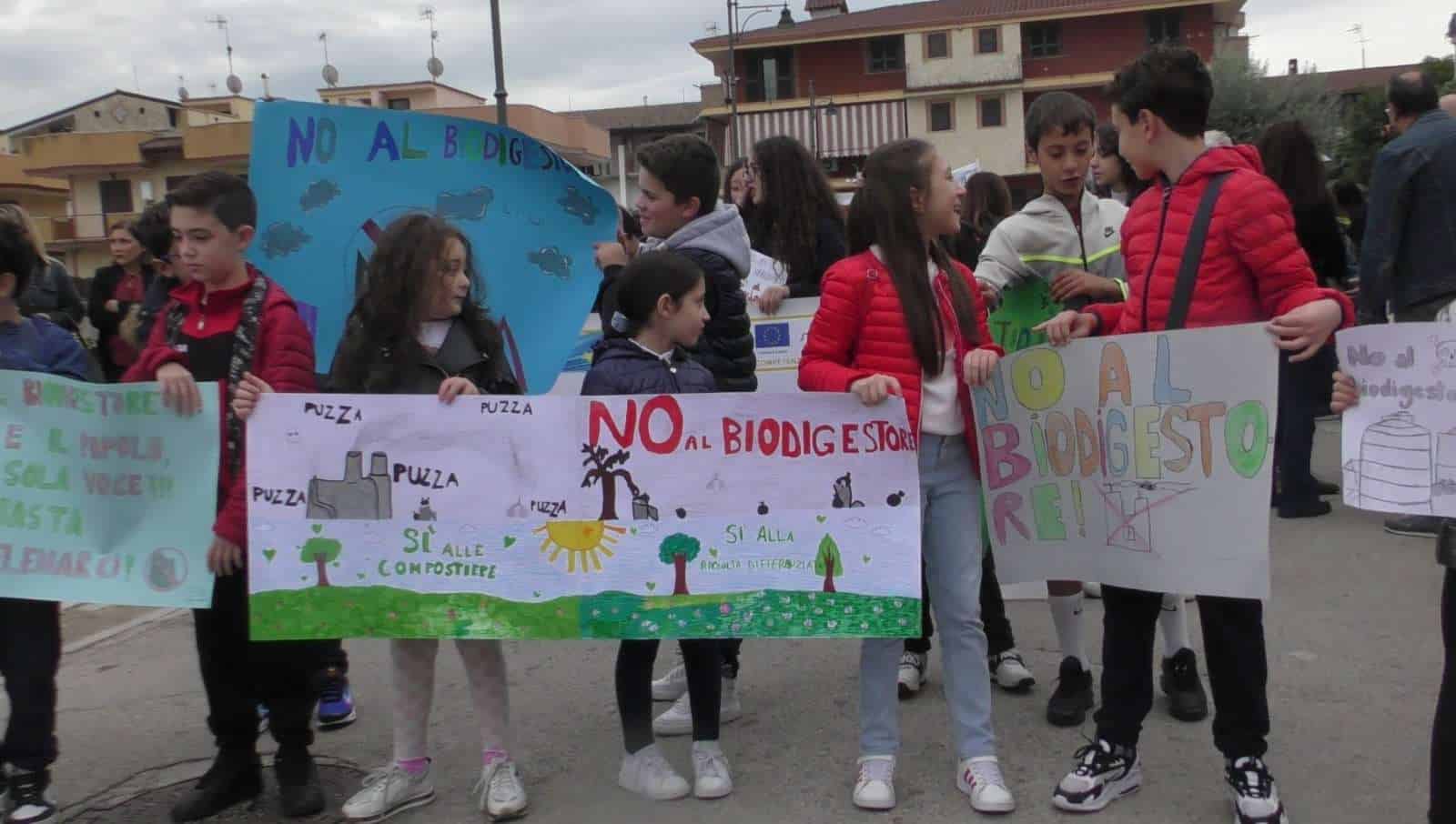 Giovani, comitati e sindaci dicono 'no' al biodigestore nell'agroaversano