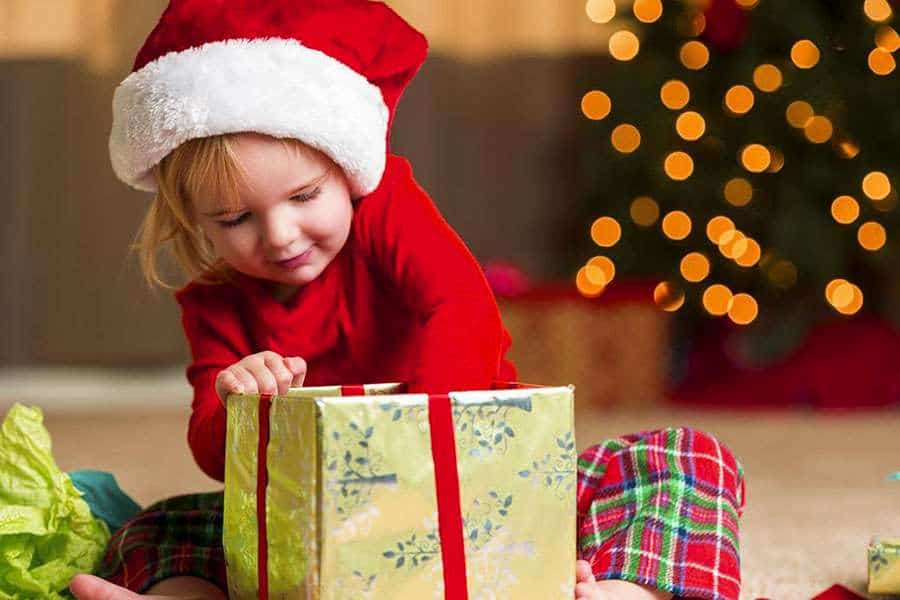 Bambini Santobono: al via la raccolta doni di Braccialetti Rosa