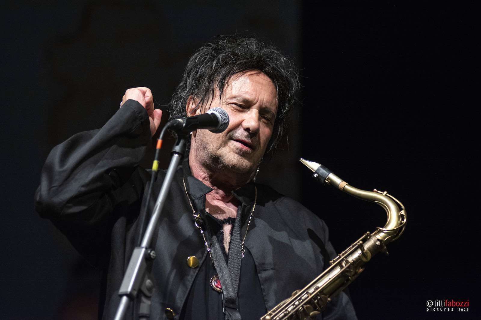 Eventi a Torre Annunziata, Dal 16 al 18 dicembre tre concerti con Enzo Avitabile e Tony Esposito