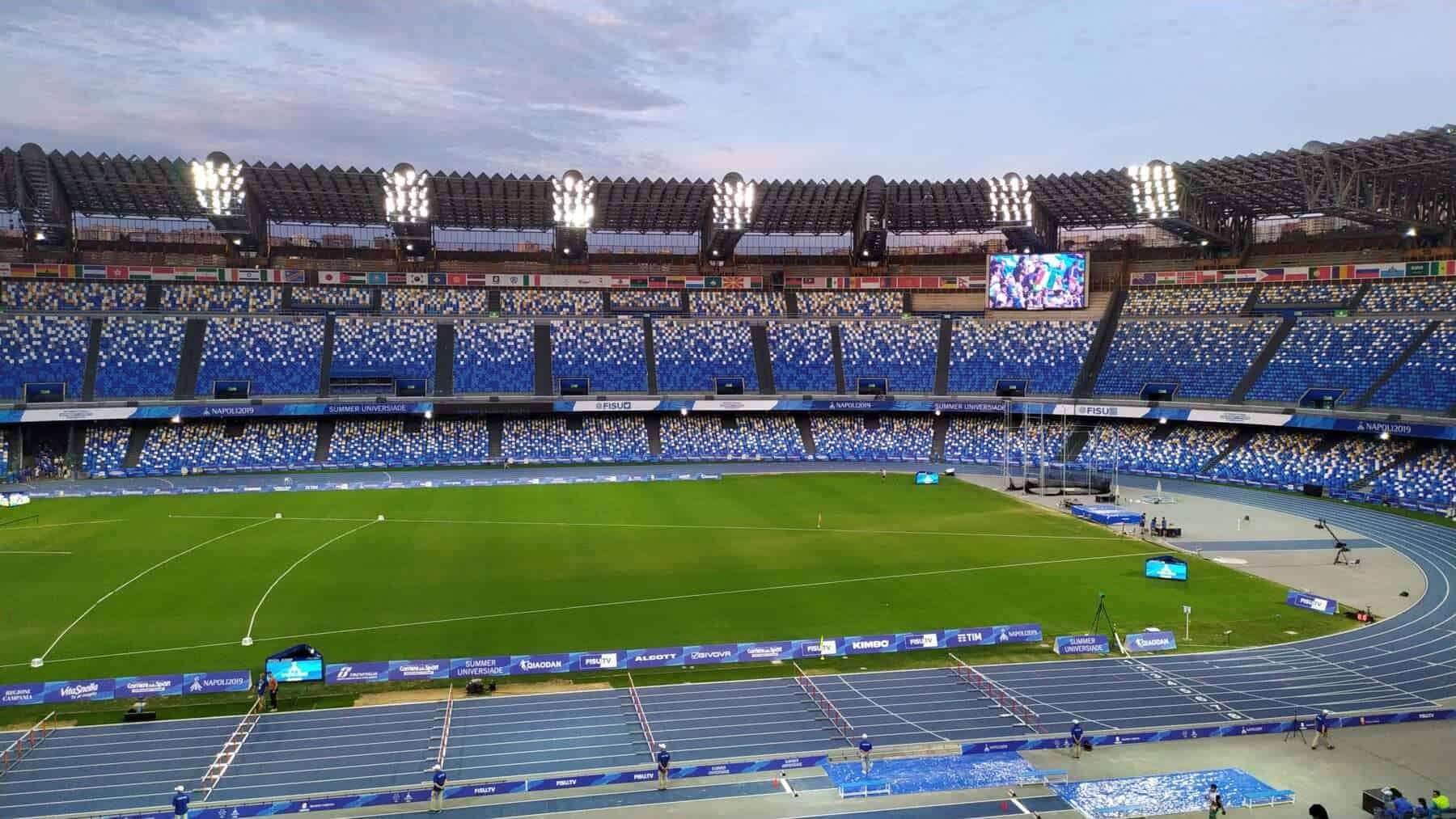 Dentro lo stadio Maradona: le voci dei tifosi e dei volontari FAI