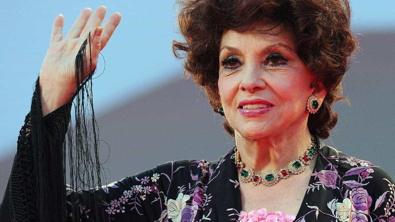 Addio alla "Bersagliera": storia di vita di Gina Lollobrigida