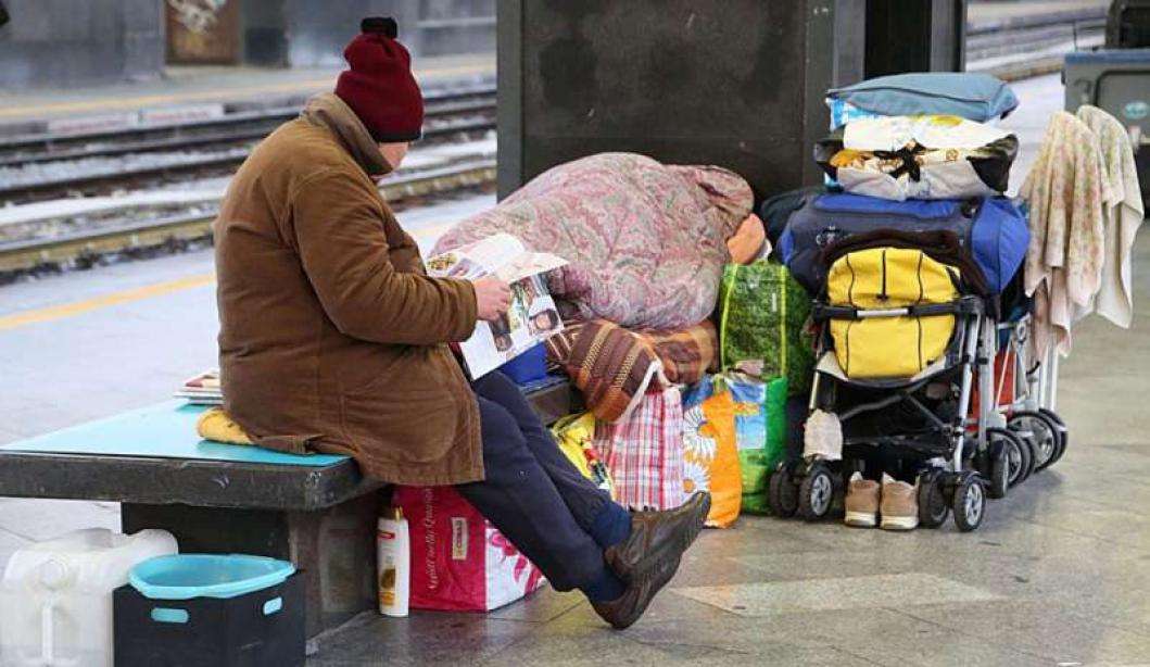 Napoli nella morsa del freddo: interventi per i senzatetto