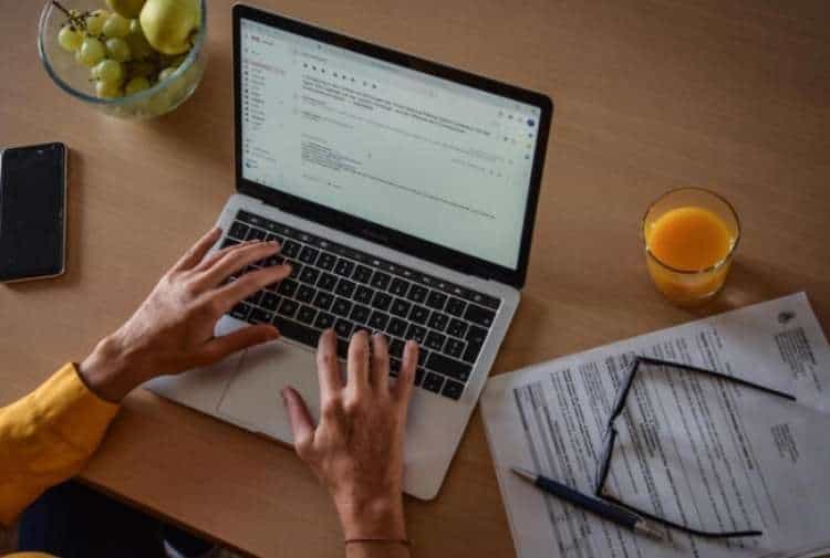Gli italiani e lo smart working: proroga fino al 30 giugno per i fragili
