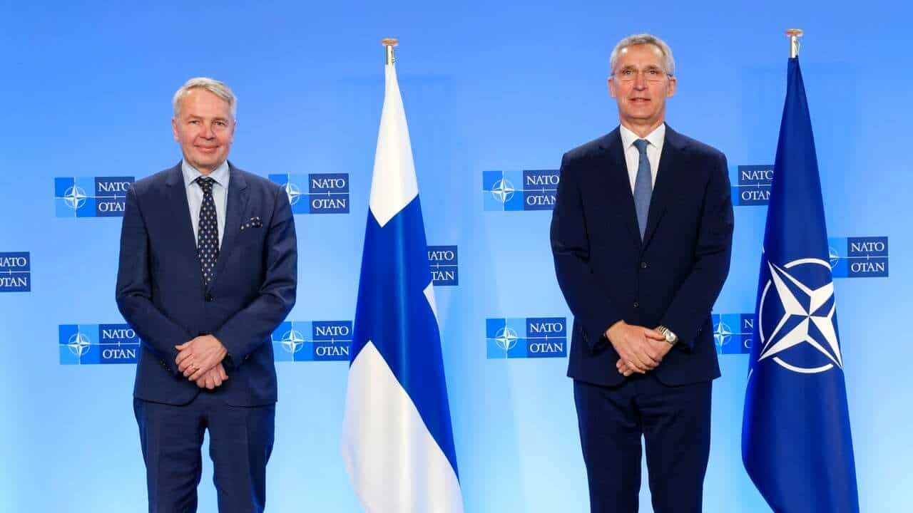 La Finlandia entra nella Nato ma la Russia promette contromisure