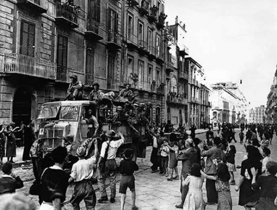 I "femminielli" nelle quattro giornate di Napoli, una storia dimenticata
