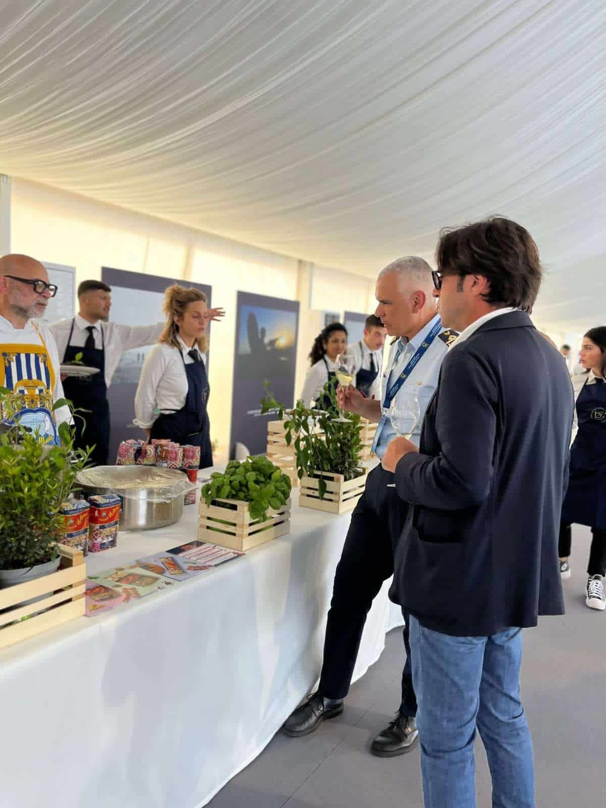 Centenario dell'aeronautica: tra i protagonisti anche l'enogastronomia Salernitana