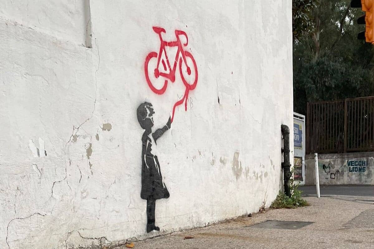 Strade più sicure con più bici: Fiab lancia l’allarme nella Giornata per le vittime della strada