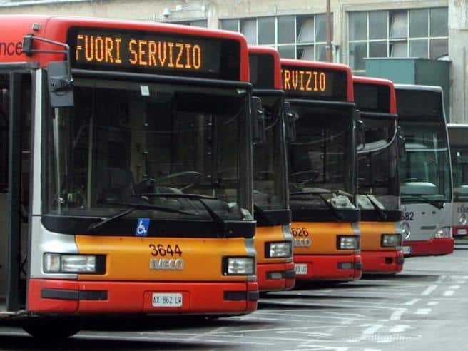 La politica si preoccupa dello sciopero dei trasporti ma non della loro trascuratezza