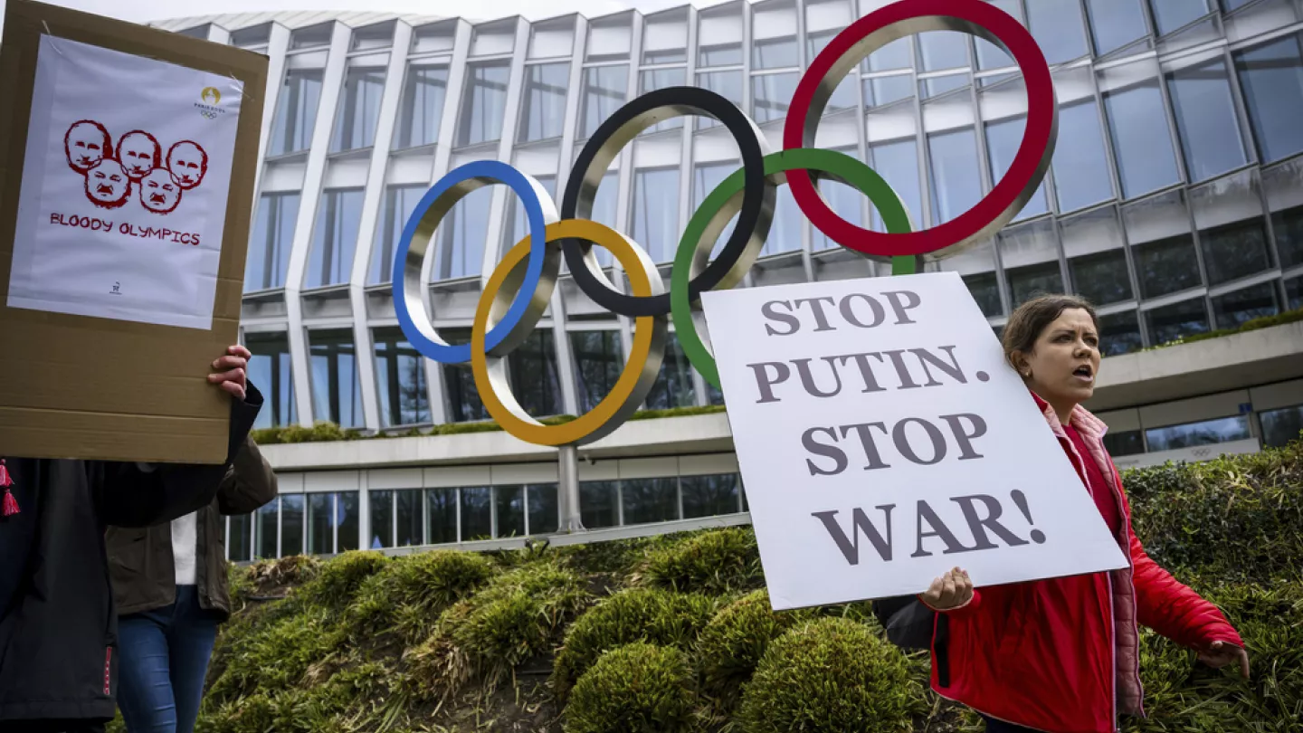 Olimpiadi 2024, sì alla partecipazione di atleti russi