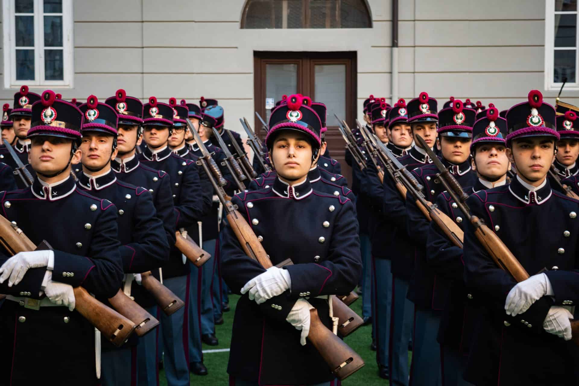 COPERTINA - Nunziatella: scuola di valori e guida per i giovani