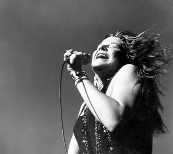 Janis Joplin, 81 anni fa nasceva l'artista delle emozioni libere