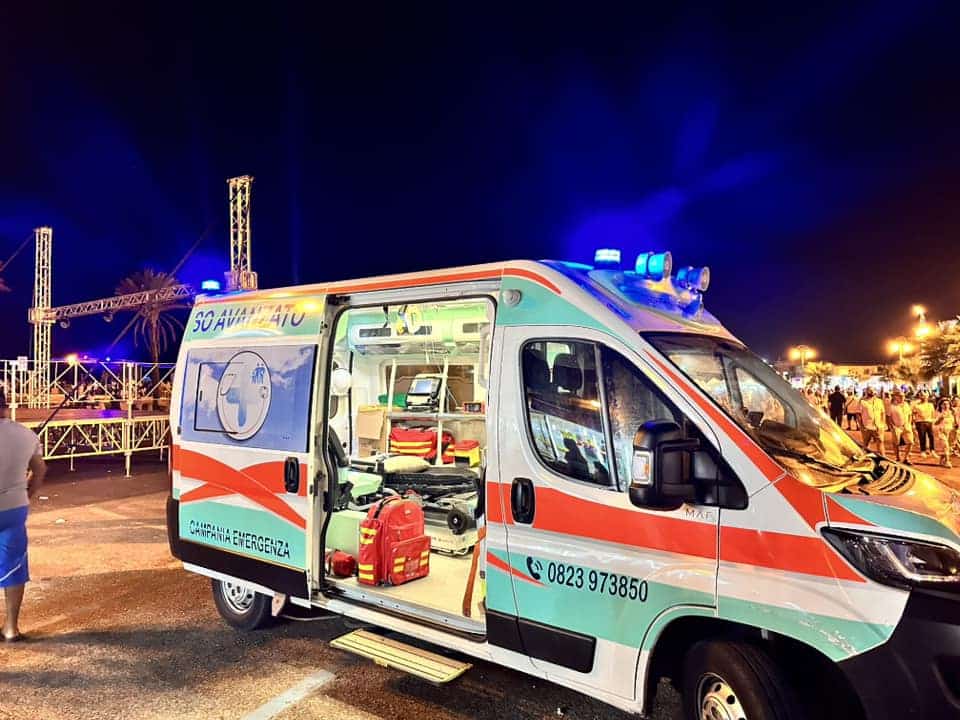 Allarme 118 a Napoli: ecco come l'Asl tampona la fuga dei medici