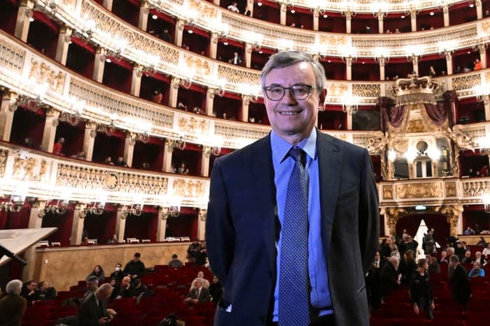 I giovani ripartono da Alessandro Barbero: storica lezione al Teatro San Carlo