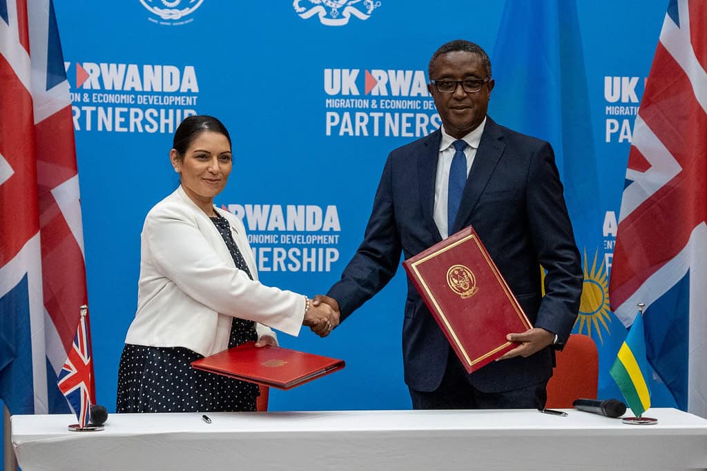 Il controverso accordo sull'immigrazione tra Kigali e Londra