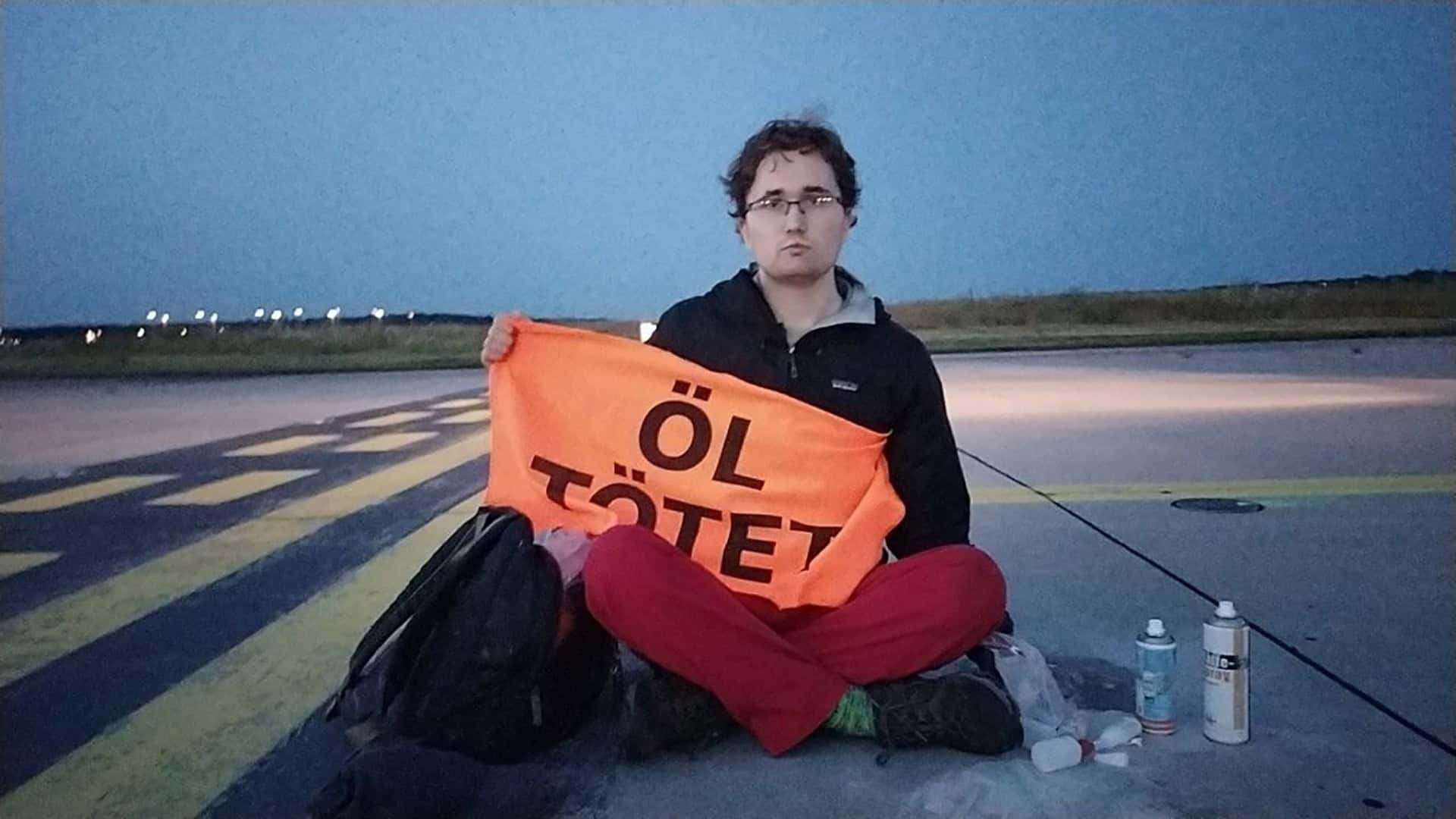Ultima generazione blocca l'aeroporto di Francoforte