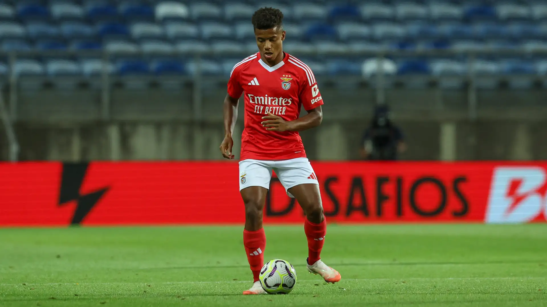 David Neres arriva al Napoli: affare da 28 milioni
