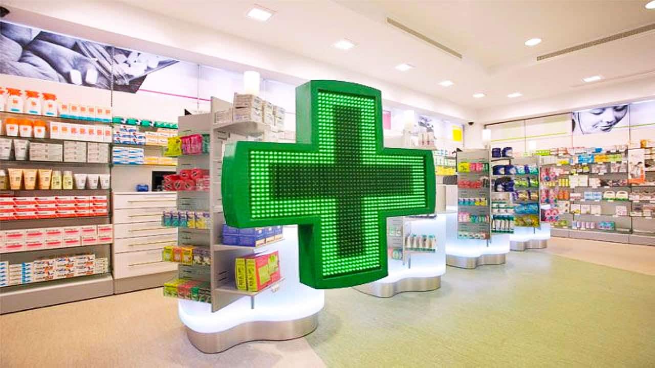 Allarme farmacisti in Italia, solo in Campania ne mancano 500