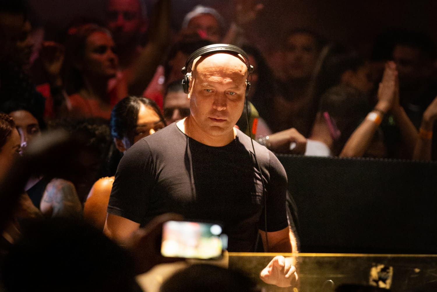 Napoli balla al Flava Beach con Marco Carola