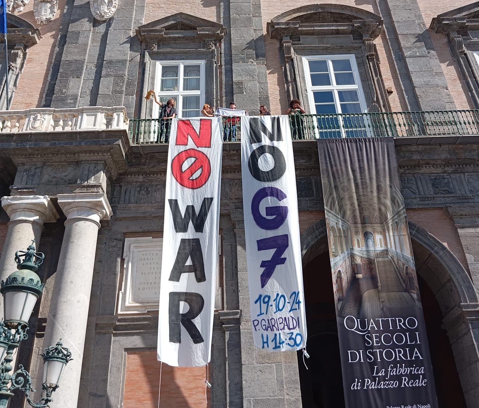 G7 Difesa a Napoli: il popolo scende in piazza contro la guerra