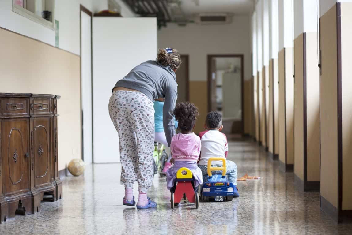 La realtà delle case famiglia in Campania: un dibattito sempre più acceso
