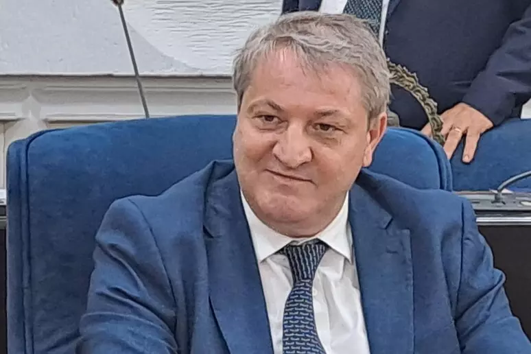Presidente del Molise Roberti indagato per corruzione